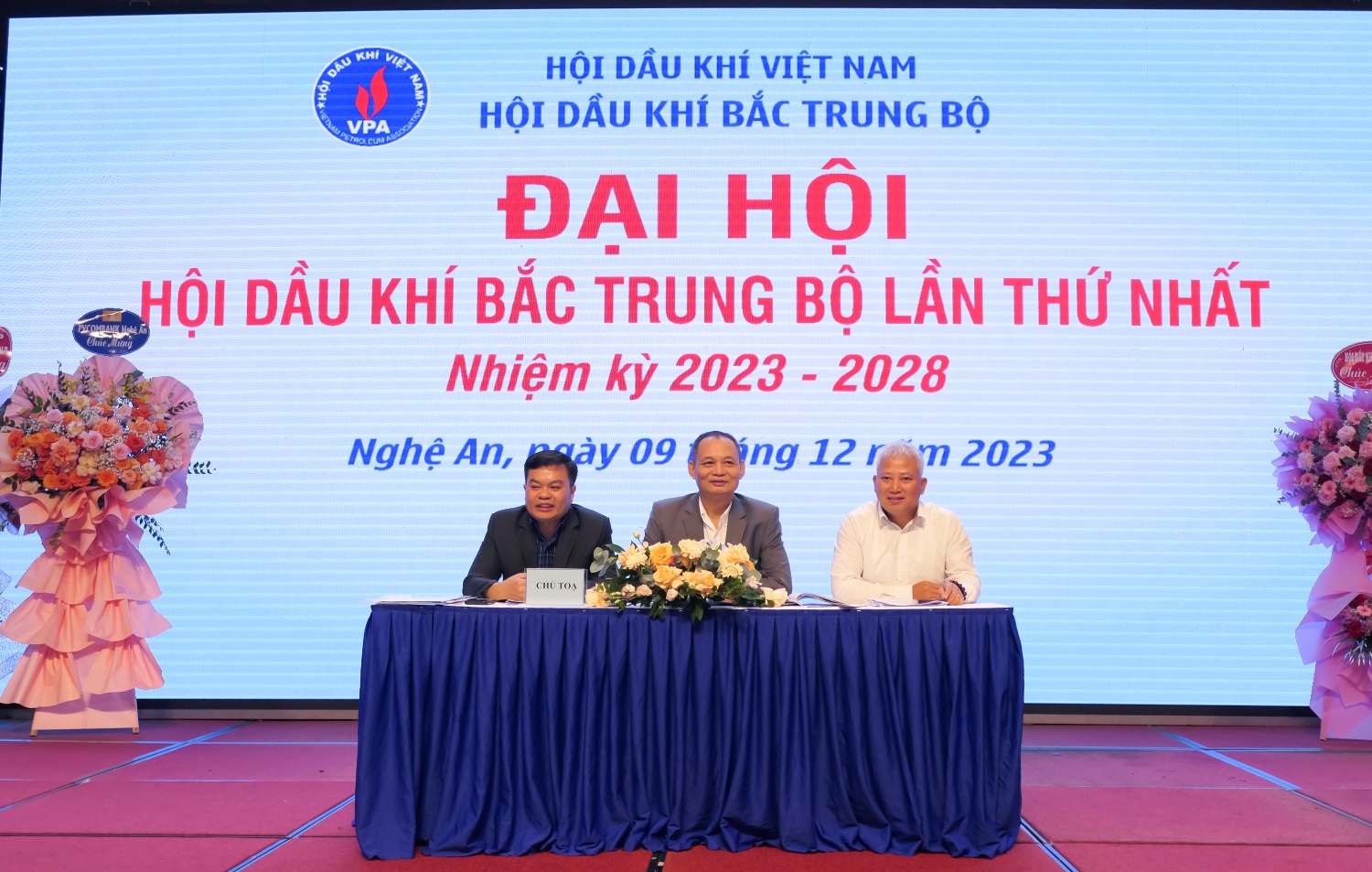Đoàn Chủ tịch điều hành Đại hội