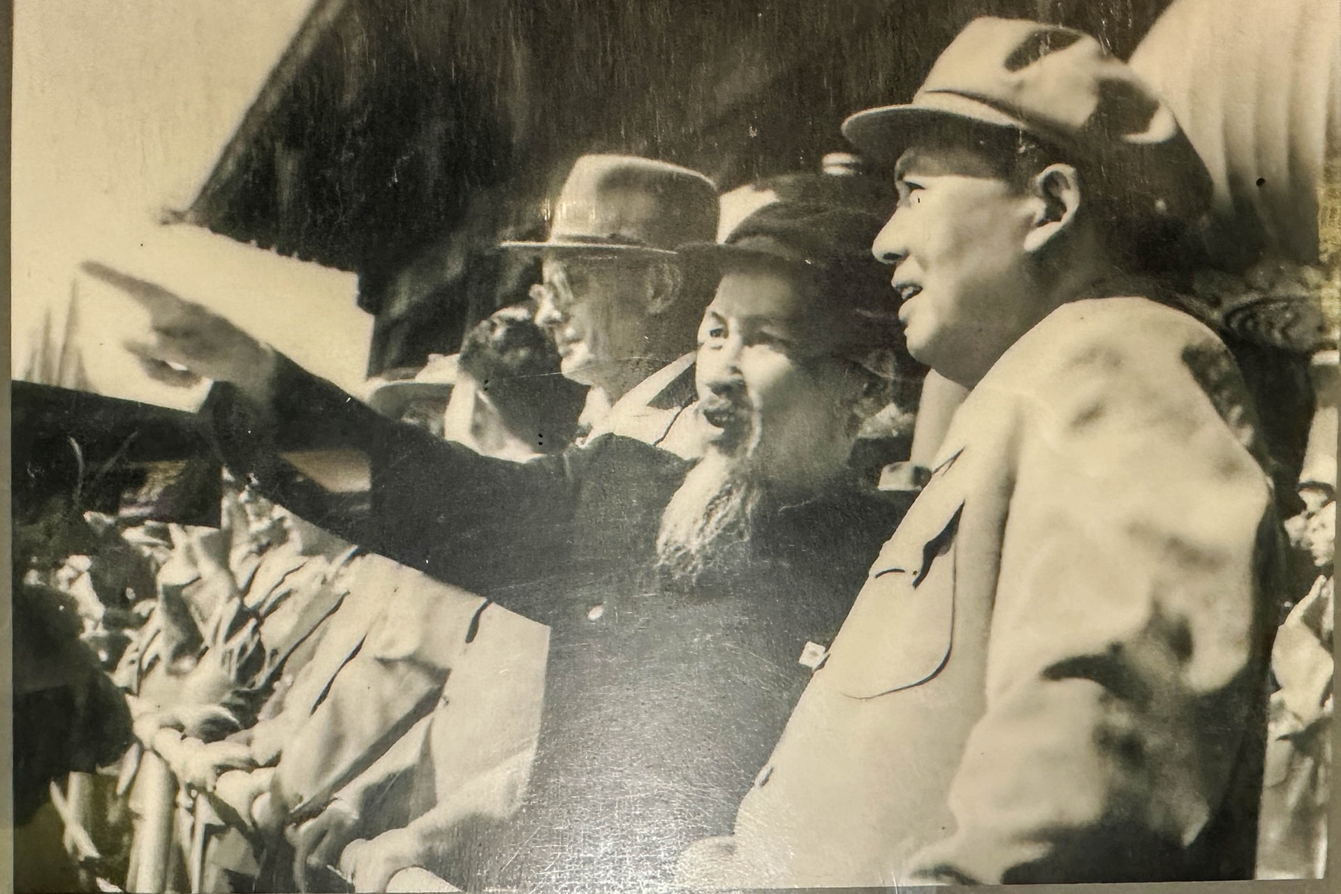Những hình ảnh quý về Bác Hồ với lãnh đạo Đảng, Nhà nước Trung Quốc - 6 Những hình ảnh quý về Bác Hồ với lãnh đạo Đảng, Nhà nước Trung Quốc - 6