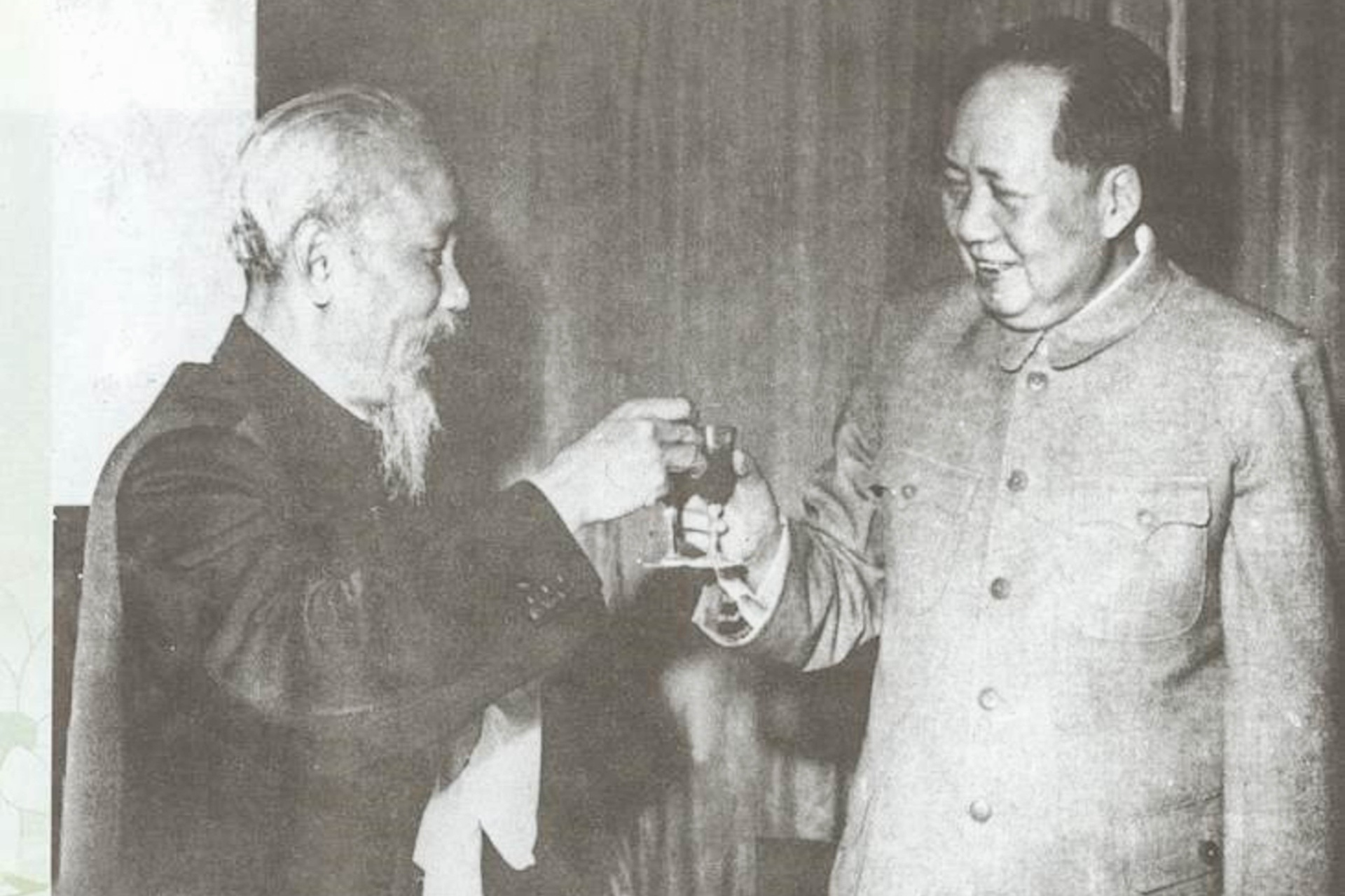 Những hình ảnh quý về Bác Hồ với lãnh đạo Đảng, Nhà nước Trung Quốc - 4 Những hình ảnh quý về Bác Hồ với lãnh đạo Đảng, Nhà nước Trung Quốc - 4