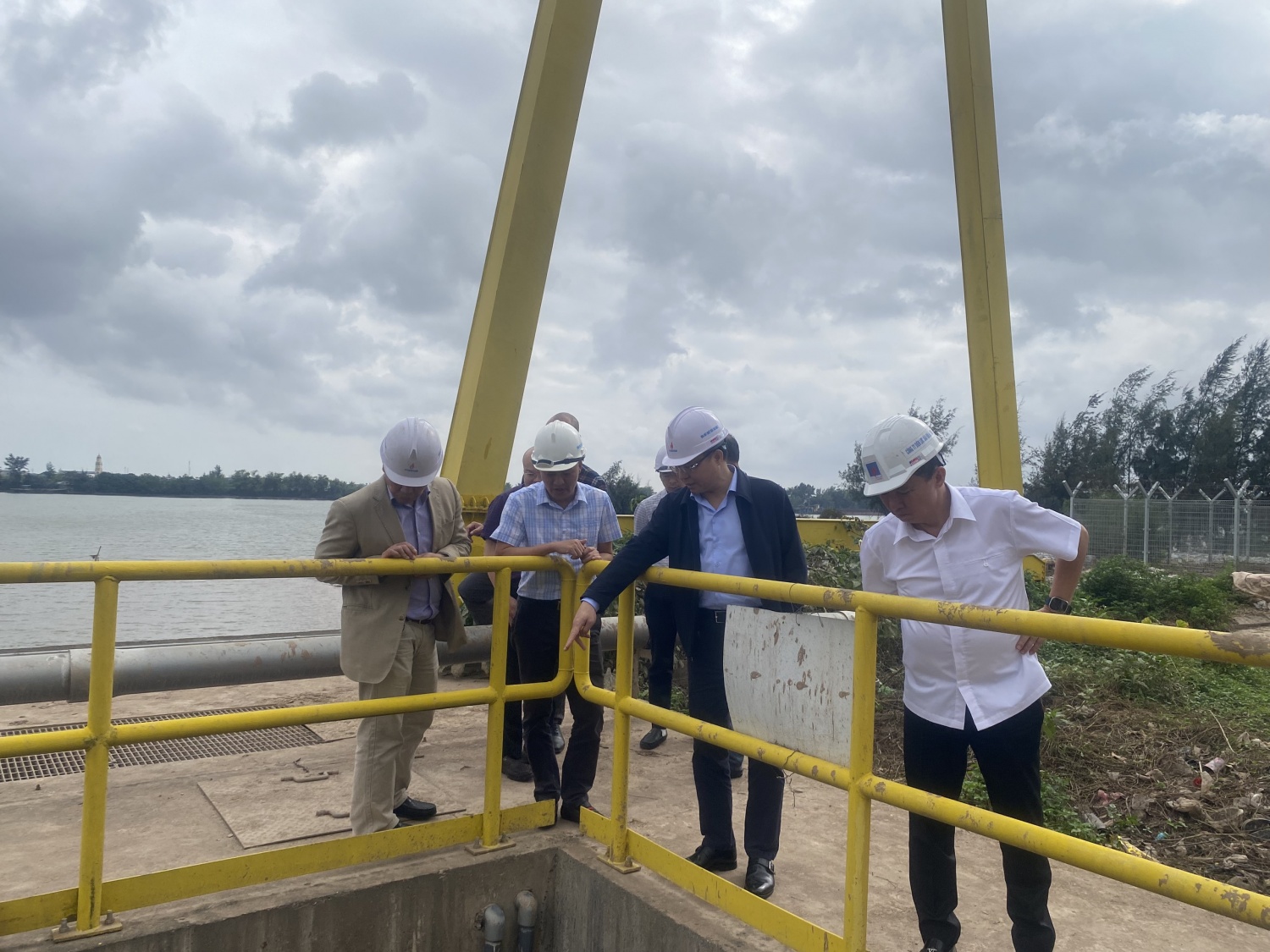 Tổng Giám đốc Petrovietnam Lê Mạnh Hùng kiểm tra công tác vận hành NMNĐ Thái Bình 2