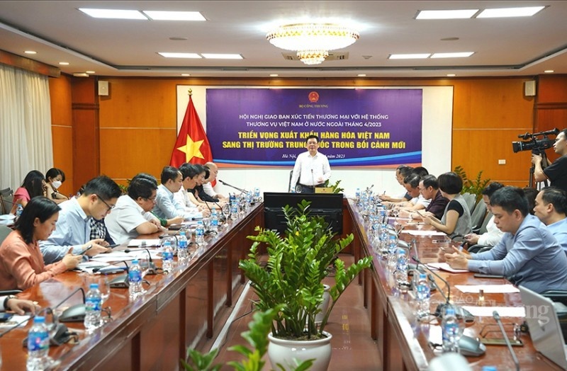 Bài 1: Những nỗ lực gỡ khó, mở rộng thị trường Bài 1: Những nỗ lực gỡ khó, mở rộng thị trường