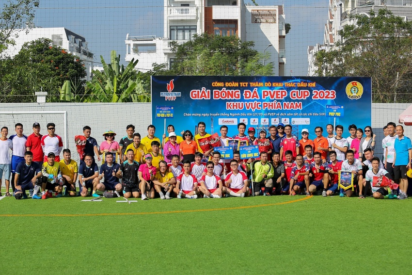 5. Ảnh tập thể