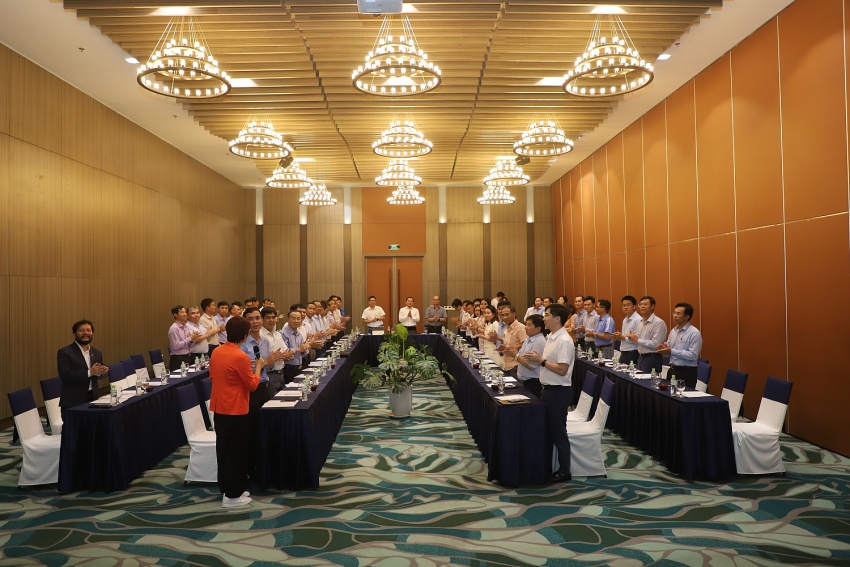 Giá trị cốt lõi của Xí nghiệp Khai thác Dầu khí và con người Xí nghiệp Khai thác Dầu khí trong hệ giá trị cốt lõi của Vietsovpetro và con người Vietsovpetro Giá trị cốt lõi của Xí nghiệp Khai thác Dầu khí trong hệ giá trị cốt lõi của Vietsovpetro
