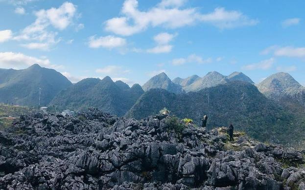 Khám phá bãi đá Mặt Trăng (Hà Giang) Khám phá bãi đá Mặt Trăng (Hà Giang)