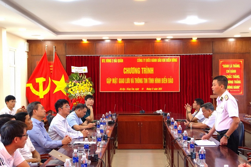 BIENDONG POC gặp mặt, giao lưu với cán bộ, chiến sĩ Bộ Tư lệnh Vùng 2 Hải quân BIENDONG POC gặp mặt, giao lưu với cán bộ, chiến sĩ Bộ Tư lệnh Vùng 2 Hải quân