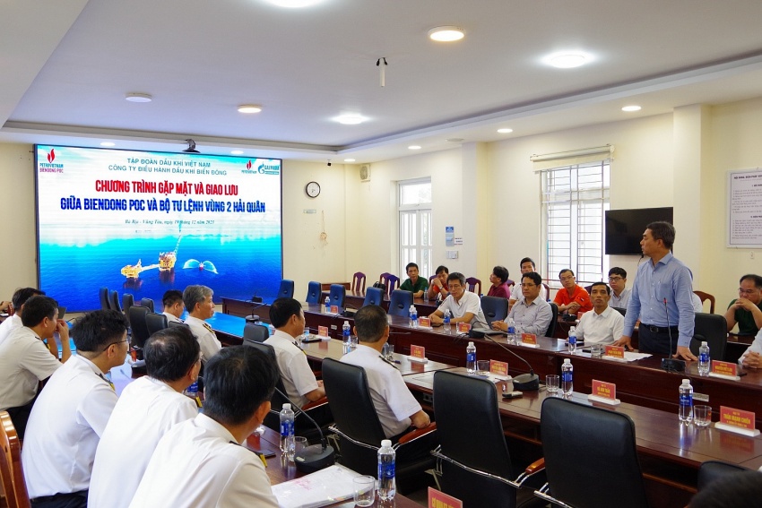 BIENDONG POC gặp mặt, giao lưu với cán bộ, chiến sĩ Bộ Tư lệnh Vùng 2 Hải quân BIENDONG POC gặp mặt, giao lưu với cán bộ, chiến sĩ Bộ Tư lệnh Vùng 2 Hải quân
