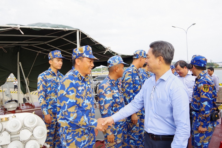 BIENDONG POC gặp mặt, giao lưu với cán bộ, chiến sĩ Bộ Tư lệnh Vùng 2 Hải quân BIENDONG POC gặp mặt, giao lưu với cán bộ, chiến sĩ Bộ Tư lệnh Vùng 2 Hải quân