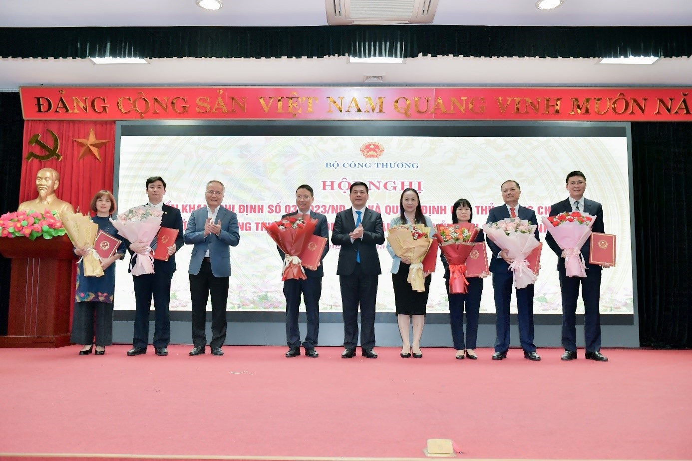 Khánh thành NMNĐ Thái Bình 2 và đưa Kho chứa LNG Thị vải vào hoạt động vào top 10 sự kiện nổi bật ngành Công Thương năm 2023 Khánh thành NMNĐ Thái Bình 2 và Kho chứa LNG Thị Vải vào top 10 sự kiện nổi bật ngành Công Thương năm 2023