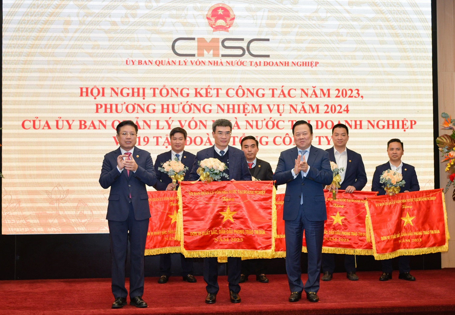 Hoàn thành vượt mức các chỉ tiêu, Petrovietnam đóng góp tích cực vào thành công chung của UBQLVNN năm 2023