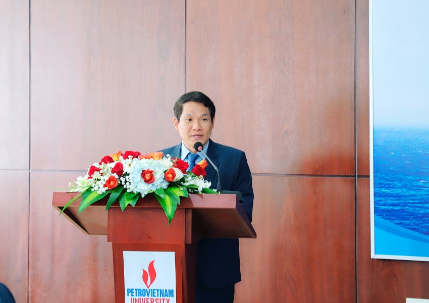 Vietsovpetro ký kết thoả thuận hợp tác với PVU và trao tặng 25 suất học bổng cho sinh viên vượt khó học giỏi