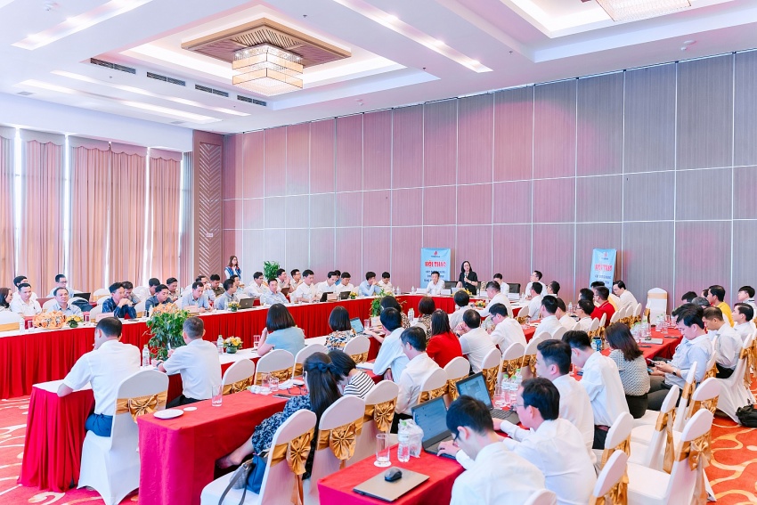 Hội thảo Xây dựng khung chương trình tổng thể phát triển chuyên gia lĩnh vực khâu sau của PVN