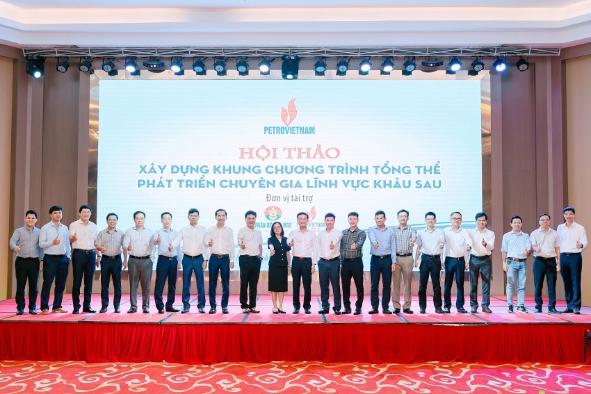 Hội thảo Xây dựng khung chương trình tổng thể phát triển chuyên gia lĩnh vực khâu sau của PVN