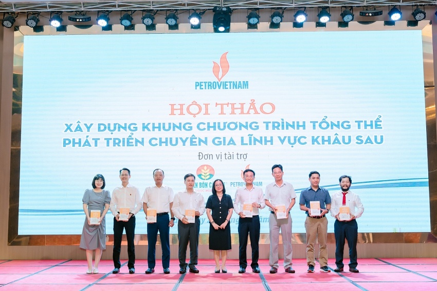 Hội thảo Xây dựng khung chương trình tổng thể phát triển chuyên gia lĩnh vực khâu sau của PVN