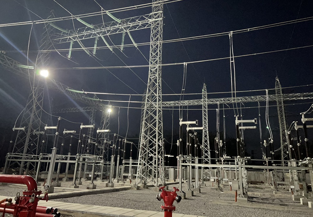Đóng điện Dự án Trạm biến áp 220kV Long Khánh và đấu nối