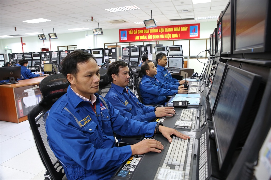 BSR tối ưu công suất phân xưởng, đẩy mạnh sản xuất xăng máy bay BSR tối ưu công suất phân xưởng, đẩy mạnh sản xuất xăng máy bay