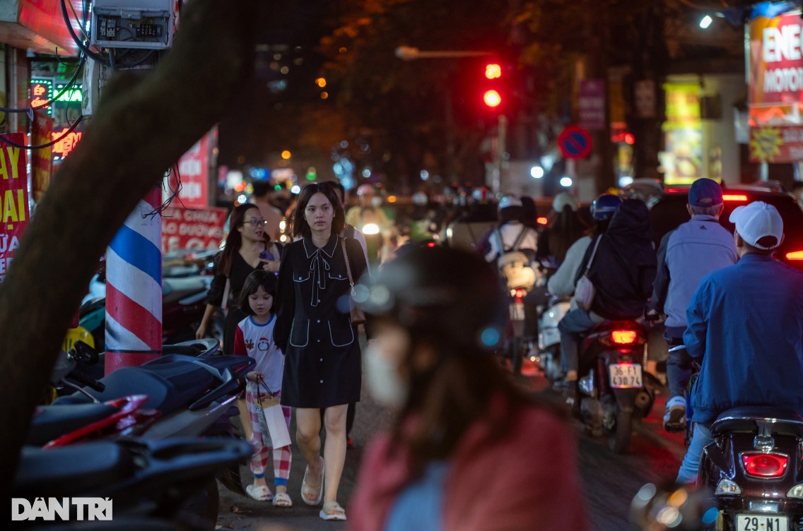 Hiện trạng đường Nguyễn Tuân dự kiến mở rộng lên 21m để giảm ùn tắc