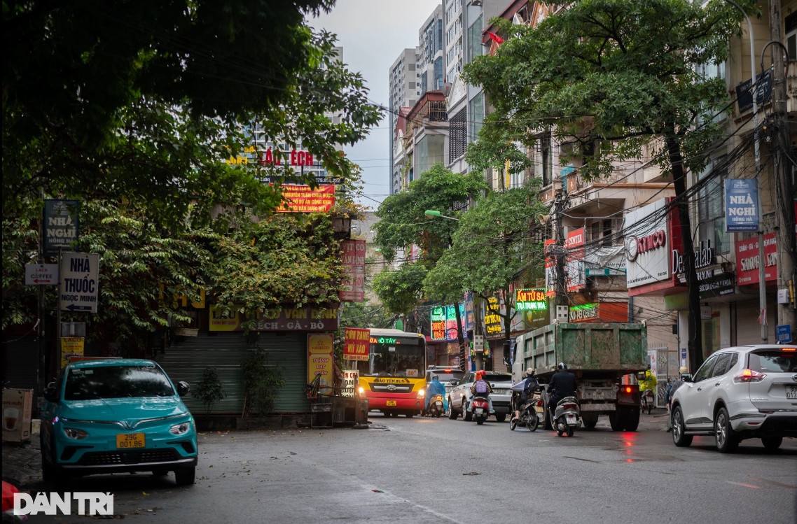 Hiện trạng đường Nguyễn Tuân dự kiến mở rộng lên 21m để giảm ùn tắc