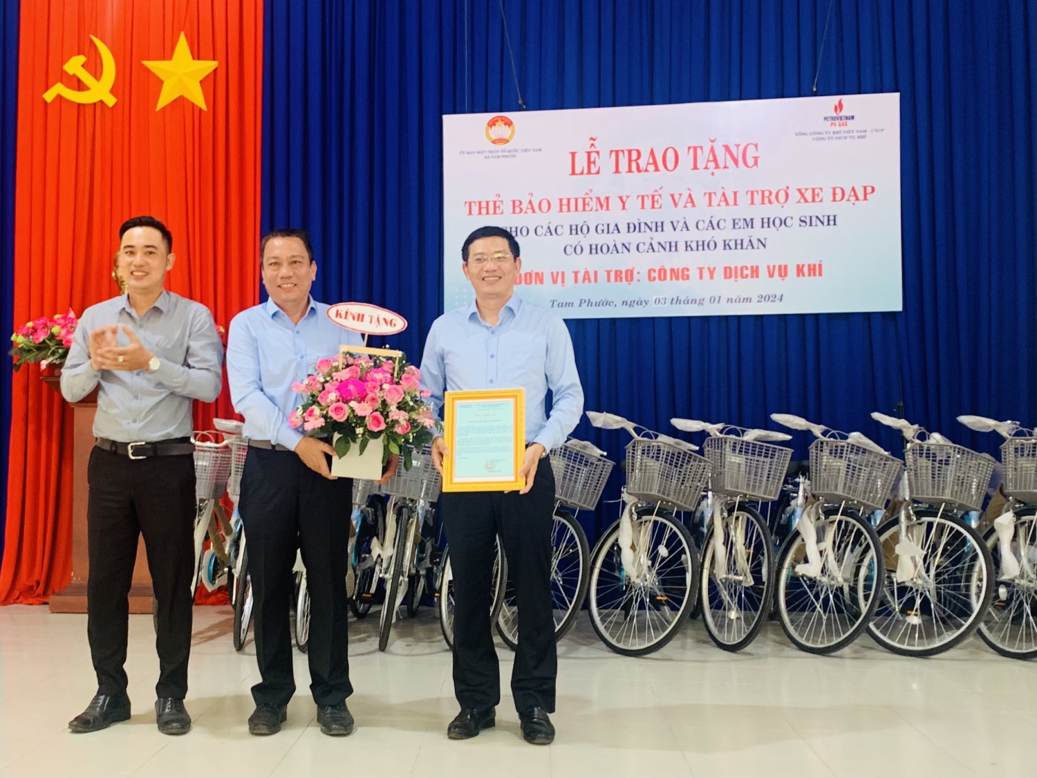 Hình 3. DVK được chính quyền địa phương trao tặng thư cảm ơn