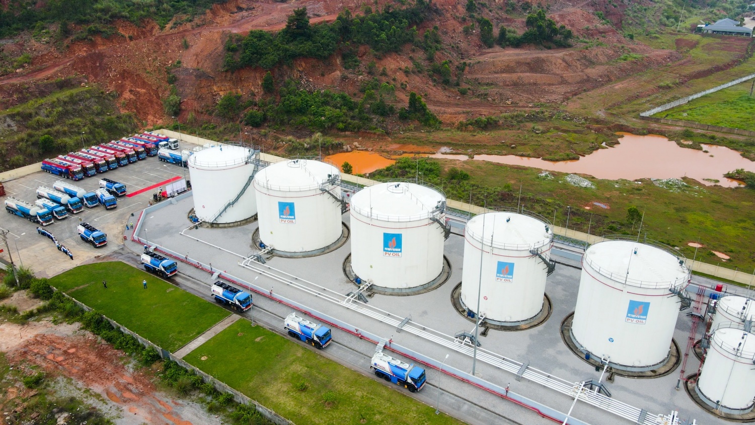 Petrovietnam liên tục tăng trưởng, đóng góp xứng đáng cho phát triển kinh tế - xã hội Petrovietnam liên tục tăng trưởng, đóng góp xứng đáng cho phát triển kinh tế - xã hội