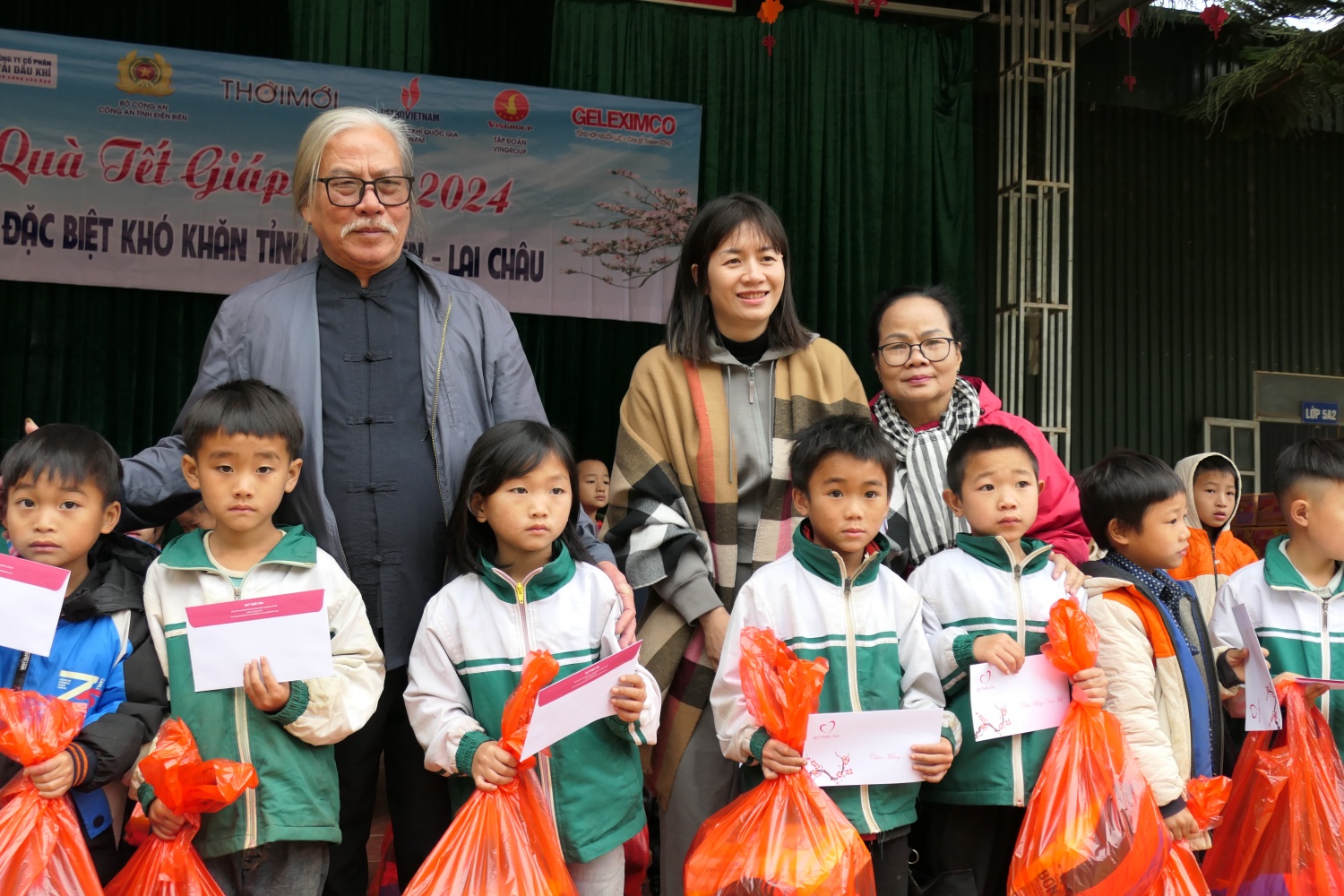 Lan toả yêu thương tới vùng cao biên giới