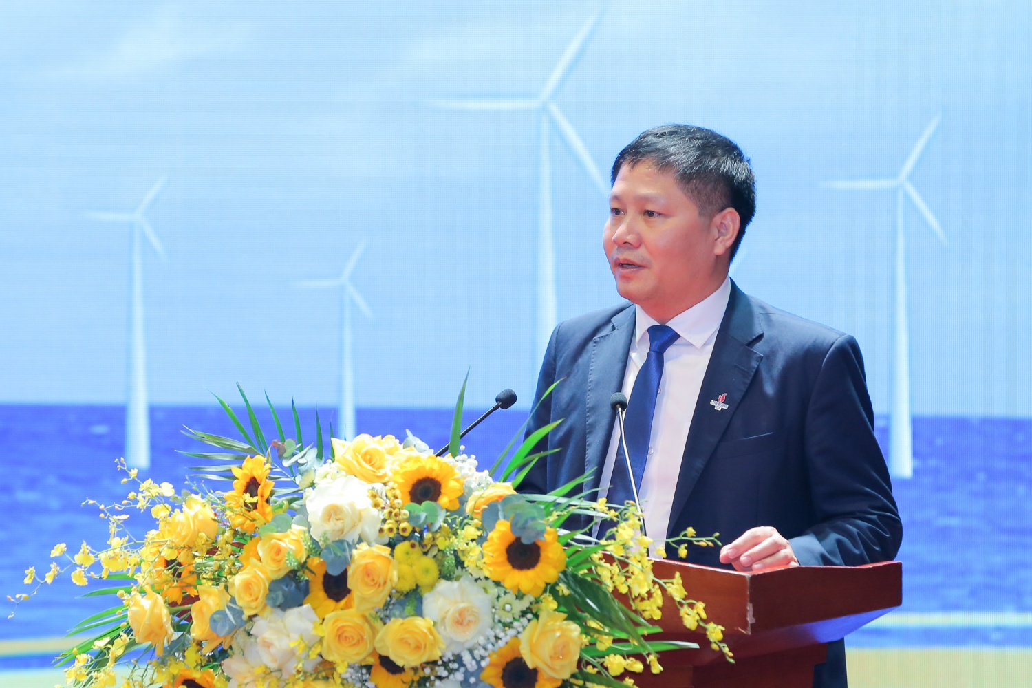 “Ngược dòng” thách thức, Petrovietnam tăng trưởng mạnh mẽ, lập kỷ lục doanh thu trong năm 2023 “Ngược dòng” thách thức, Petrovietnam tăng trưởng mạnh mẽ, lập kỷ lục doanh thu trong năm 2023