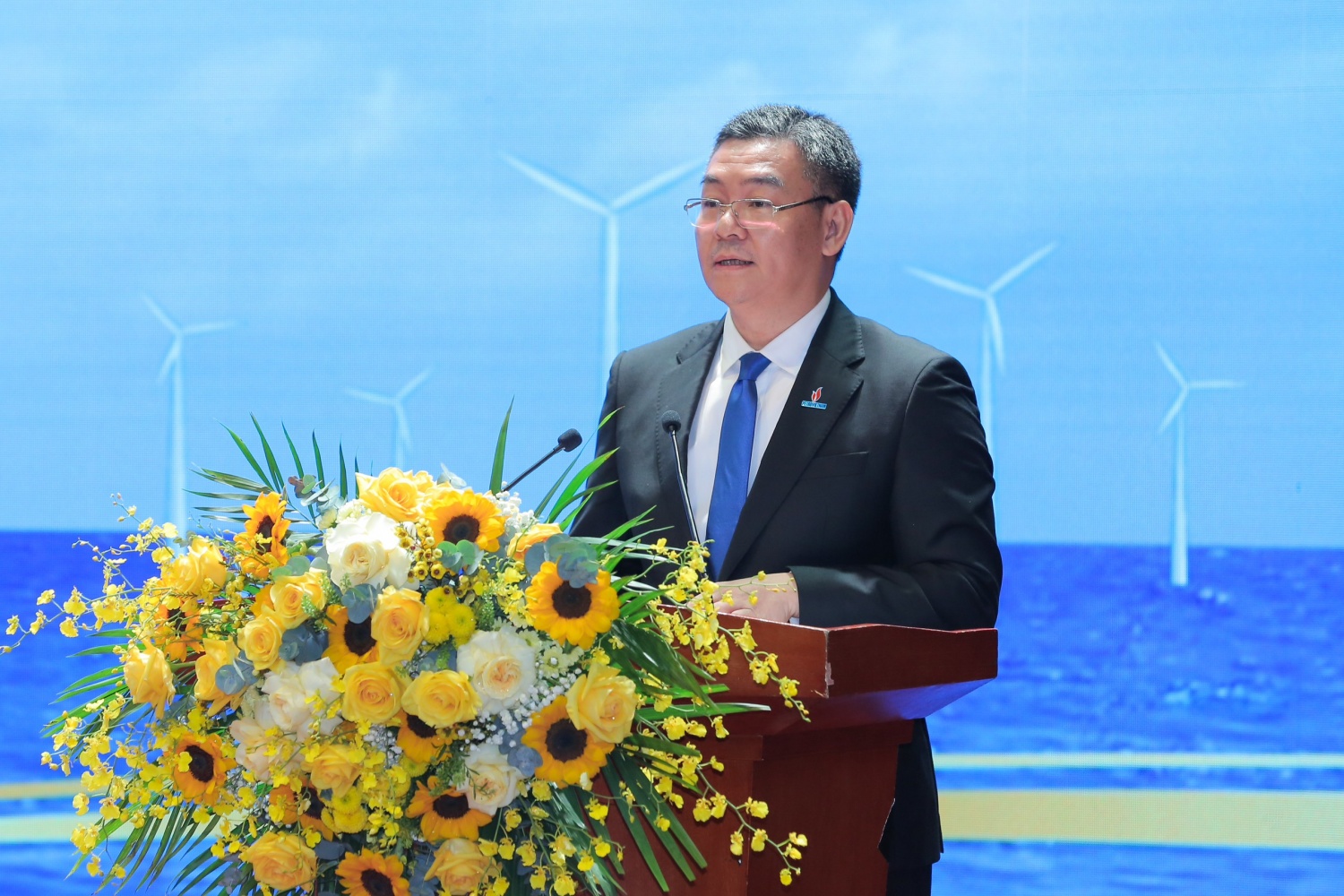 “Ngược dòng” thách thức, Petrovietnam tăng trưởng mạnh mẽ, lập kỷ lục doanh thu trong năm 2023 “Ngược dòng” thách thức, Petrovietnam tăng trưởng mạnh mẽ, lập kỷ lục doanh thu trong năm 2023