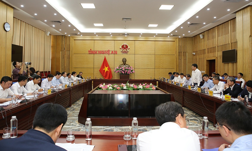 Nghệ An: Tập trung nguồn lực sớm tháo gỡ vướng mắc Dự án đường dây 500kV mạch 3