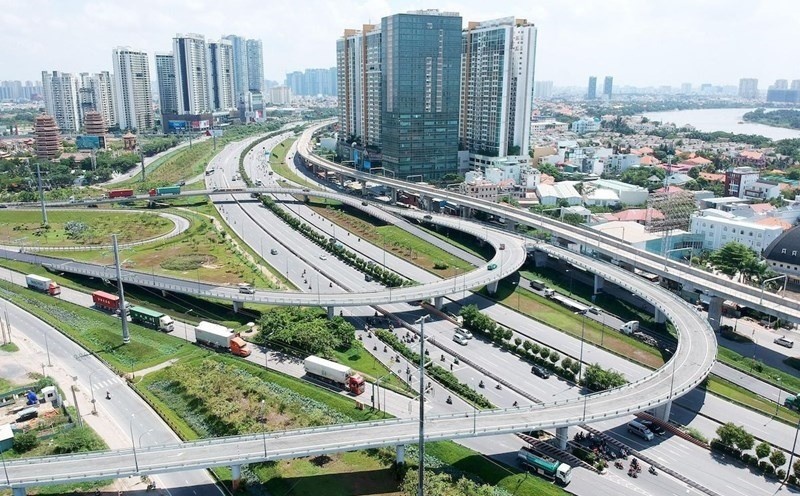Đầu tư công năm 2024: Triển vọng và thách thức | Thời sự