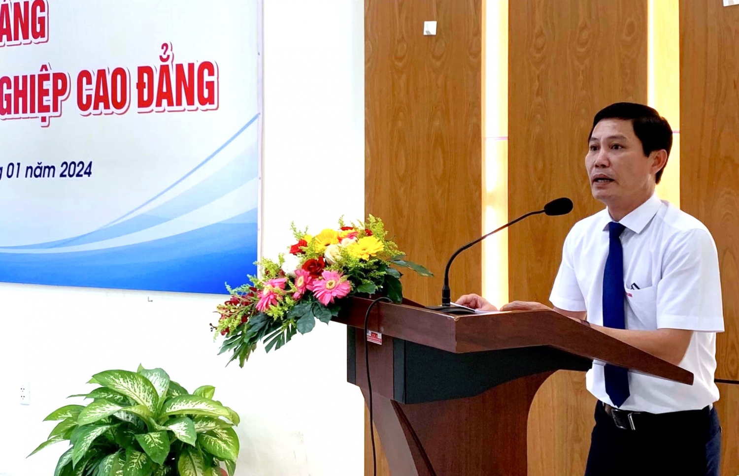 PVCollege bế giảng và trao bằng tốt nghiệp hệ Cao đẳng khóa 2020-2023 PVCollege bế giảng và trao bằng tốt nghiệp hệ Cao đẳng khóa 2020-2023