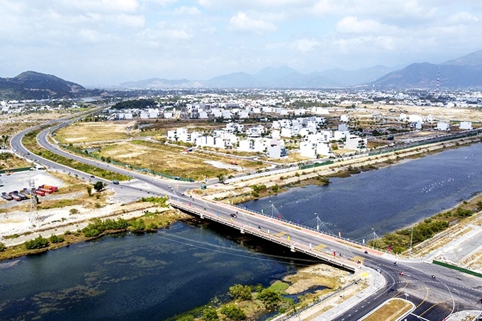 Tin bất động sản ngày 17/1: Kiểm tra trật tự xây dựng 9 dự án đô thị ở Nha Trang Tin bất động sản ngày 17/1: Kiểm tra trật tự xây dựng 9 dự án đô thị ở Nha Trang