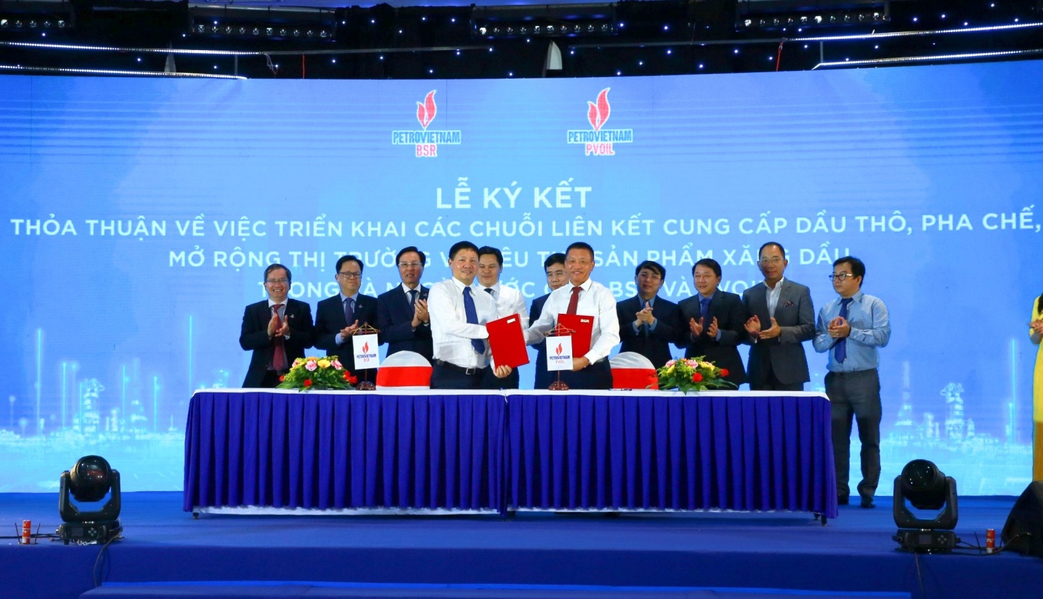 BSR ký thỏa thuận với PVOIL và PVOSN về triển khai các chuỗi liên kết và cung cấp dầu thô cho NMLD Dung Quất BSR ký thỏa thuận với PVOIL và PVOSN về triển khai các chuỗi liên kết và cung cấp dầu thô cho NMLD Dung Quất