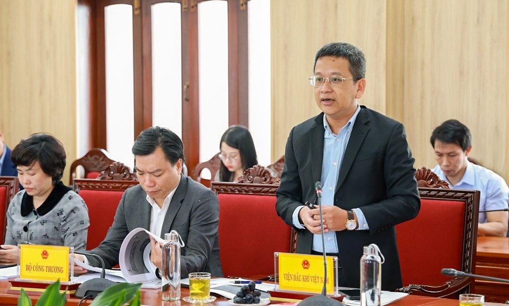 Sớm hoàn thành Đề án Trung tâm Lọc hoá dầu và Năng lượng quốc gia trình Chính phủ phê duyệt Sớm hoàn thành Đề án Trung tâm Lọc hoá dầu và Năng lượng quốc gia trình Chính phủ phê duyệt