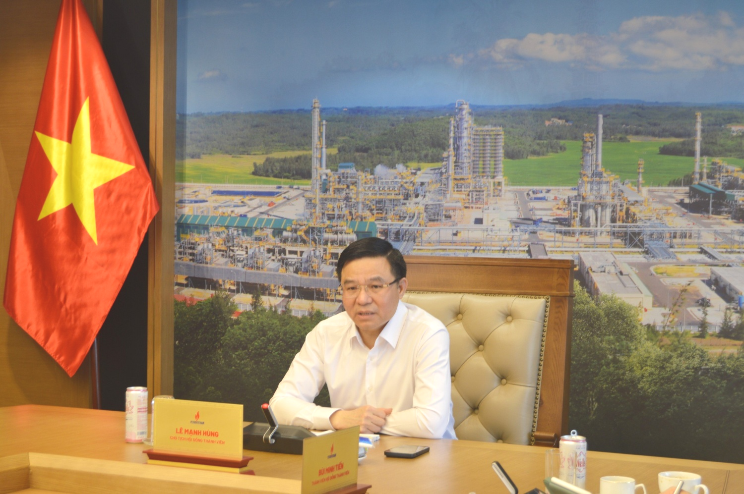 Chủ tịch HĐTV, Tổng giám đốc Petrovietnam Lê Mạnh Hùng: Kiểm tra giám sát để giảm rủi ro, tăng hiệu quả quản trị của Tập đoàn Chủ tịch HĐTV, Tổng Giám đốc Petrovietnam Lê Mạnh Hùng: Triển khai công tác kiểm tra giám sát theo chiều sâu, đồng bộ, toàn diện