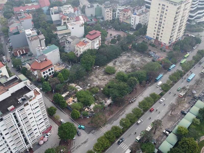 Tin bất động sản ngày 24/1: Vì sao Hà Nội thu hồi hơn 4.000m2 đất của Công ty CP Bất động sản AIC? Tin bất động sản ngày 24/1: Vì sao Hà Nội thu hồi hơn 4.000m2 đất của Công ty CP Bất động sản AIC?
