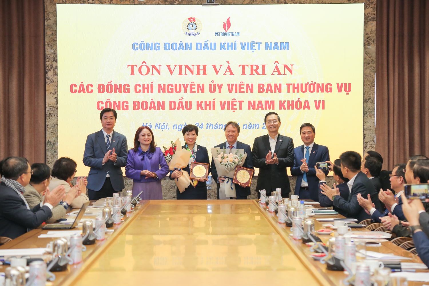 CĐ DKVN kiện toàn nhân sự lãnh đạo các Ban/Văn phòng CĐ DKVN kiện toàn nhân sự lãnh đạo các Ban/Văn phòng
