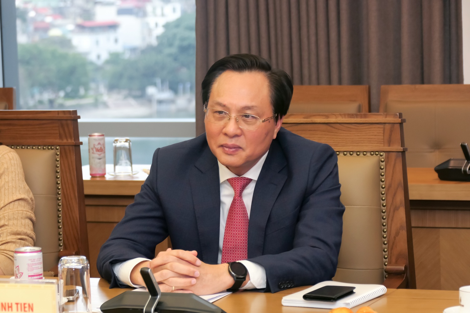 Ông Bùi Minh Tiến - Thành viên HĐTV Tập đoàn Dầu khí Việt Nam phát biểu tại buổi làm việc