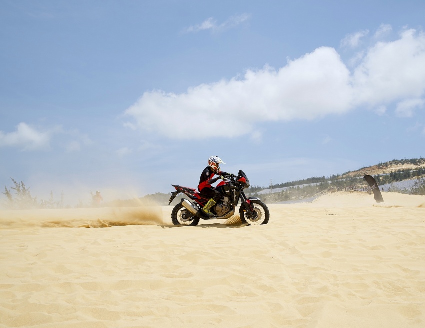 Honda Biker Rally 2024: Thử thách lái xe trên cát hoàn toàn mới lạ tại phố biển Vũng Tàu Honda Biker Rally 2024: Thử thách lái xe trên cát hoàn toàn mới lạ tại phố biển Vũng Tàu