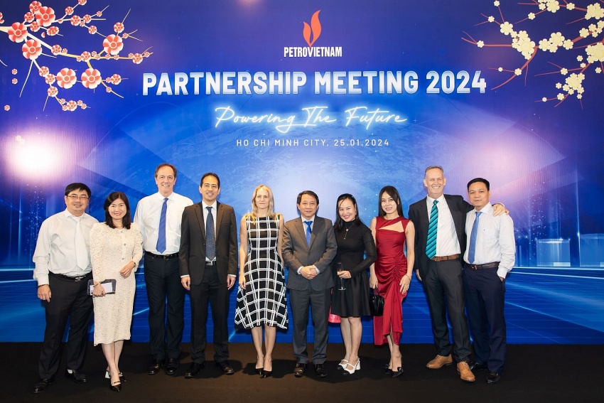 Petrovietnam gặp mặt các nhà thầu dầu khí năm 2024