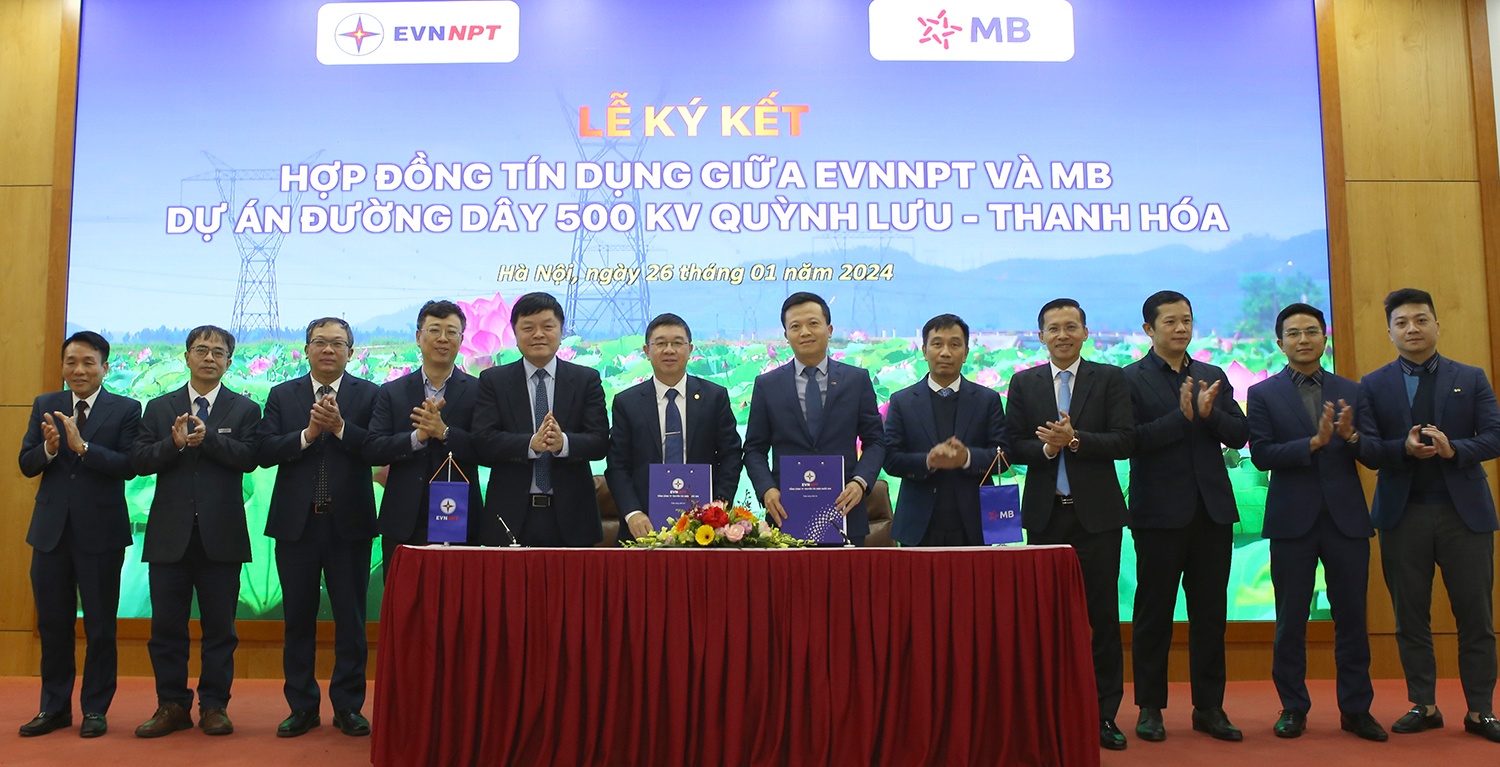 EVNNPT ký hợp đồng tín dụng hơn 15.600 tỷ đồng triển khai các Dự án đường dây 500kV mạch 3