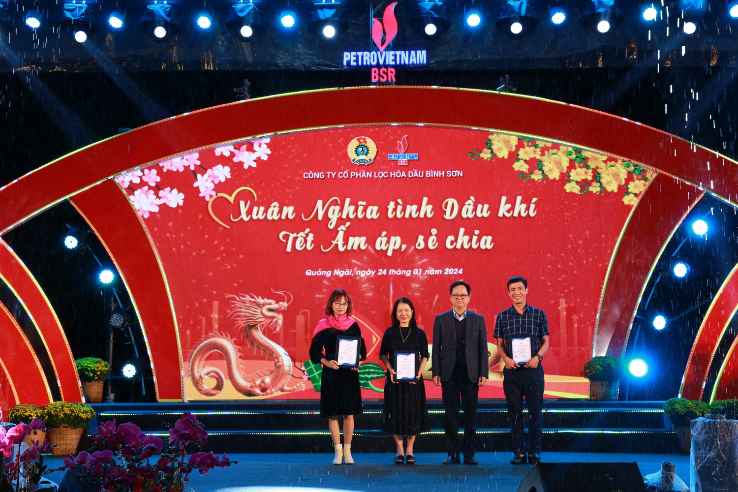 Ấm áp chương trình “Xuân nghĩa tình dầu khí năm 2024” do BSR tổ chức Ấm áp chương trình “Xuân nghĩa tình dầu khí năm 2024” do BSR tổ chức