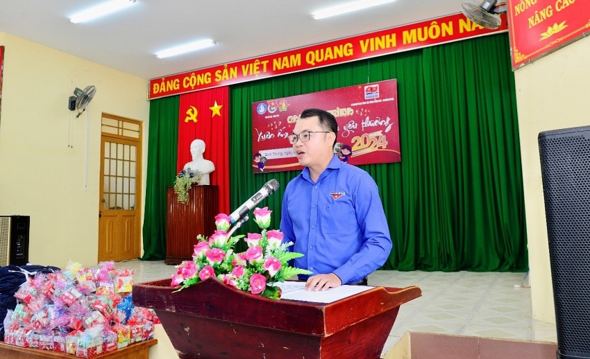 “Xuân ấm áp – Sẻ chia yêu thương” từ Xí nghiệp Khí Vietsovpetro
