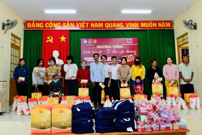 “Xuân ấm áp – Sẻ chia yêu thương” từ Xí nghiệp Khí Vietsovpetro