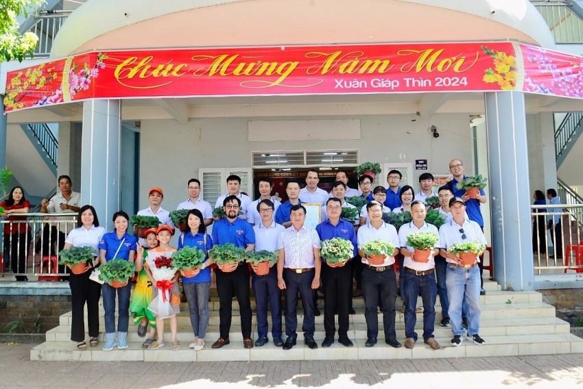 “Xuân ấm áp – Sẻ chia yêu thương” từ Xí nghiệp Khí Vietsovpetro