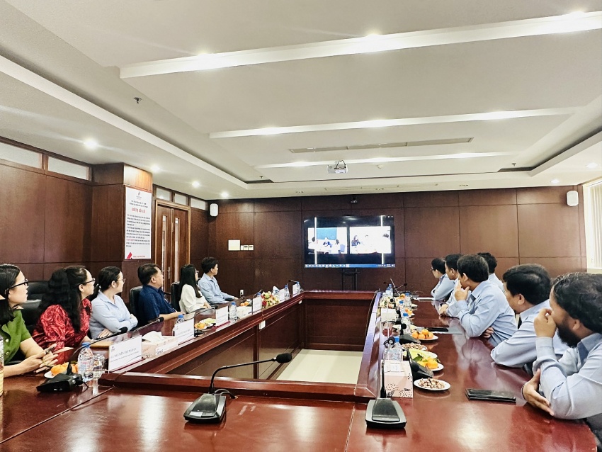 Lãnh đạo phường Long Toàn, TP Bà Rịa đến thăm, làm việc tại Trường Đại học Dầu khí Việt Nam