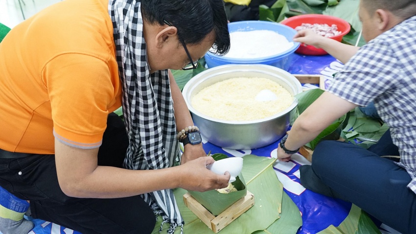 Công đoàn PVFCCo tổ chức Hội thi “Gói bánh chưng” Xuân Giáp Thìn 2024