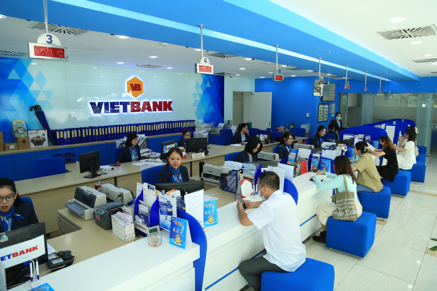 Tin ngân hàng ngày 2/2: Vietbank lãi trước thuế gần 394 tỷ đồng Tin ngân hàng ngày 2/2: Vietbank lãi trước thuế gần 394 tỷ đồng