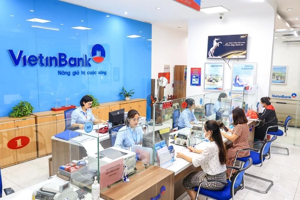 Tin ngân hàng tuần qua: VietinBank tiếp tục giảm lãi suất huy động Tin ngân hàng tuần qua: VietinBank tiếp tục giảm lãi suất huy động
