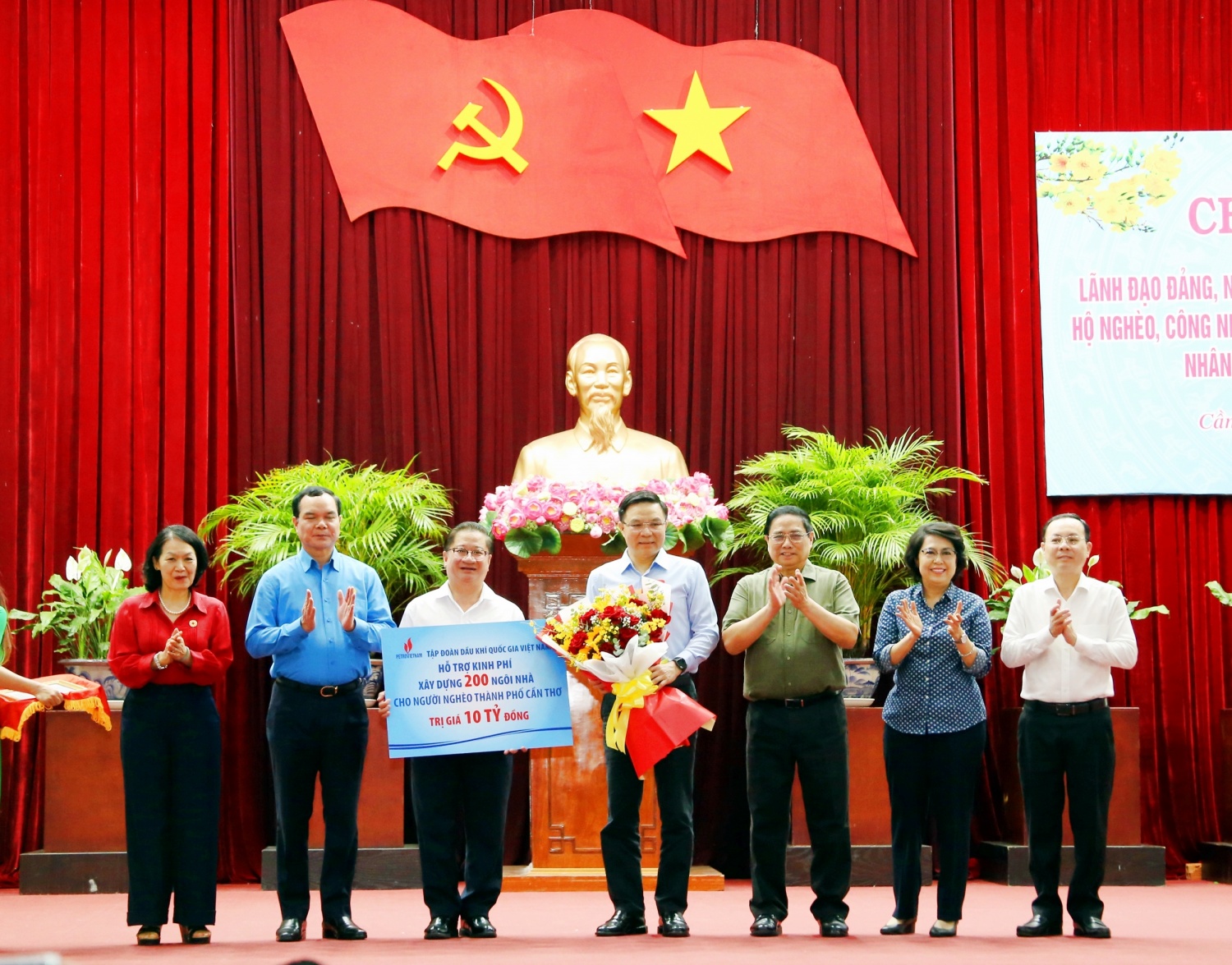Lan tỏa nét đẹp Văn hóa Petrovietnam, tạo khí thế mới cho năm mới Giáp Thìn 2024