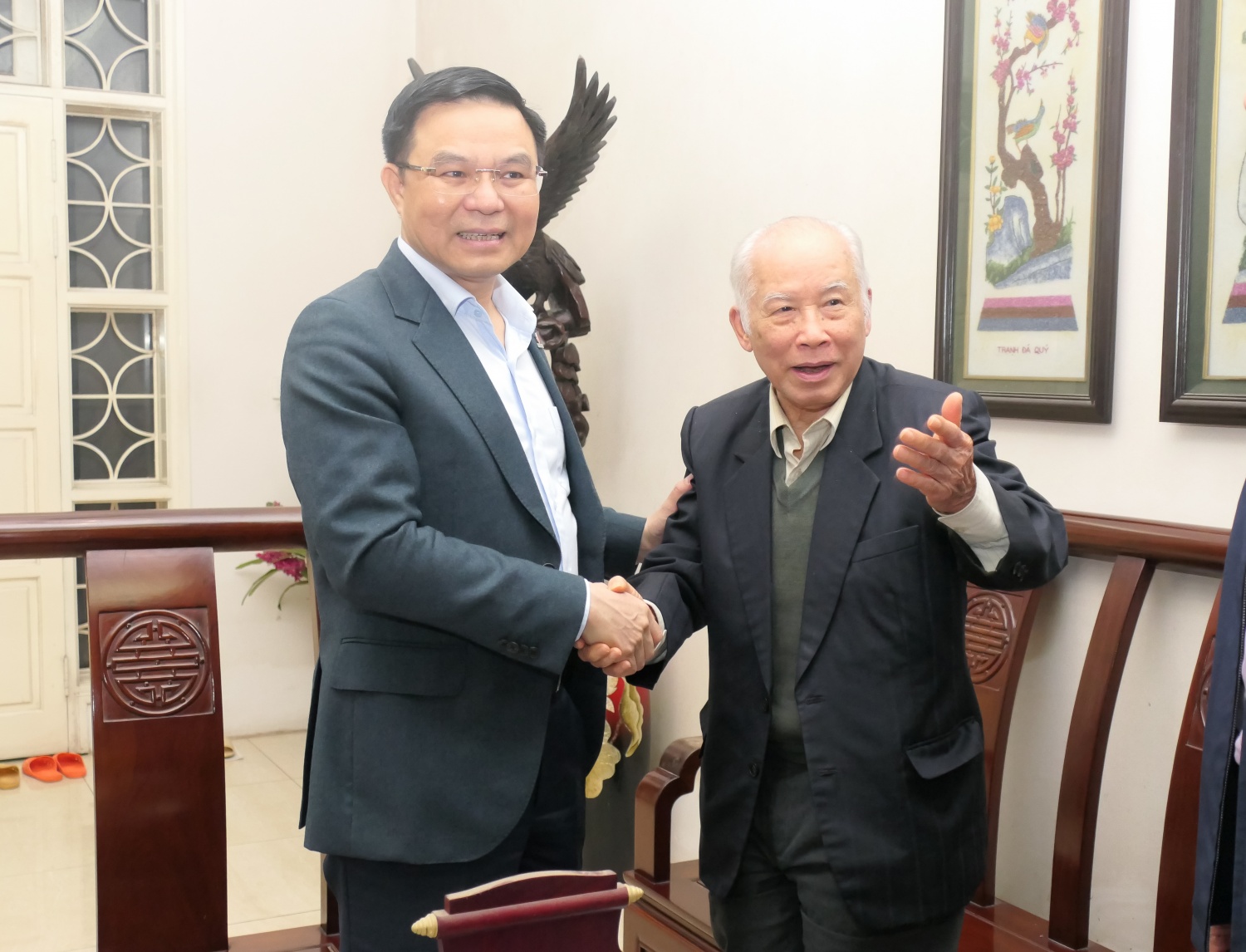 Lãnh đạo Petrovietnam thăm hỏi, chúc Tết nguyên lãnh đạo ngành Dầu khí Việt Nam Lãnh đạo Petrovietnam thăm hỏi, chúc Tết nguyên lãnh đạo ngành Dầu khí Việt Nam