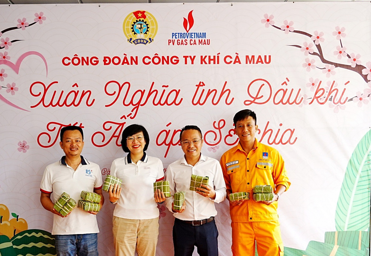 H2. Tổ chức chương trình “Xuân nghĩa tình Dầu khí - Tết ấm áp sẻ chia” tại PV GAS với nhiều nội dung chăm sóc NLĐ thân thương và đoàn kết